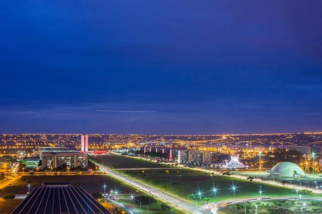Ed Saint Moritz, Flat Com Garagem 01, Shn No Coracao De Brasilia Lägenhet Exteriör bild