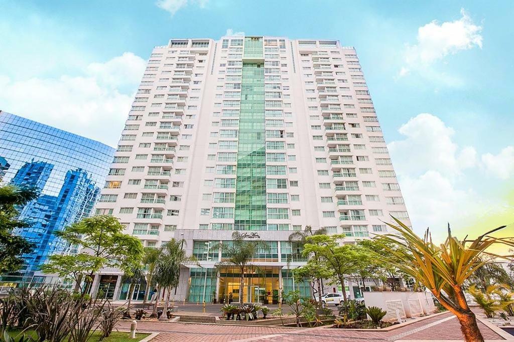 Ed Saint Moritz, Flat Com Garagem 01, Shn No Coracao De Brasilia Lägenhet Exteriör bild
